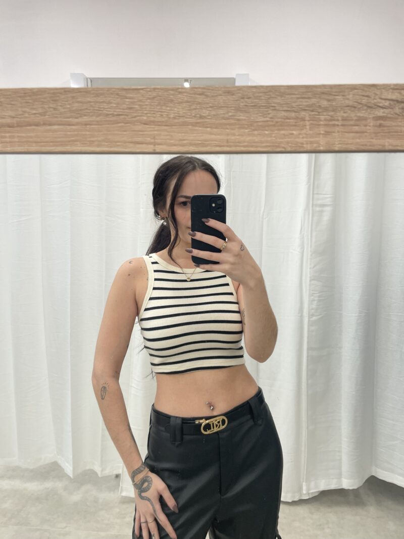 Žebrovaný crop top H&M 95% bavlna vel. XS - Image 3