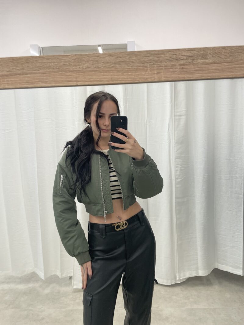 Bomber crop zelený H&M vel. XXS/XS - Image 3